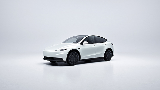 Před rokem představila Tesla taxi bez řidiče. Cybercab má do výroby daleko