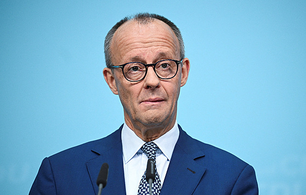 Zeptejte se svých dcer. Merz trvá na výroku o problému v rázu německých měst