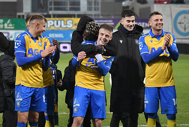 Bílek versus útočníci 6:4. Nový kapitán zachraňuje ofenzivu fotbalových Teplic