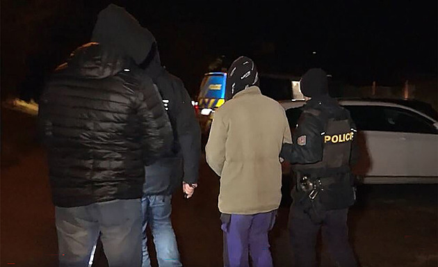 Brutální únos, pokus vraždy. Chlapce unesl mladík od domu, dobrovolně s ním nešel