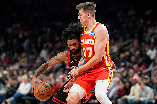 Krejčího 19 bodů nestačilo, Atlanta padla počtvrté v řadě. San Antonio ovládlo šlágr