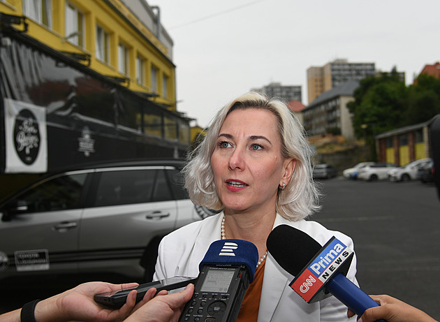 Odporné, zkritizovalo litvínovské ANO Okamurův projev. Lidé za to buňce tleskají