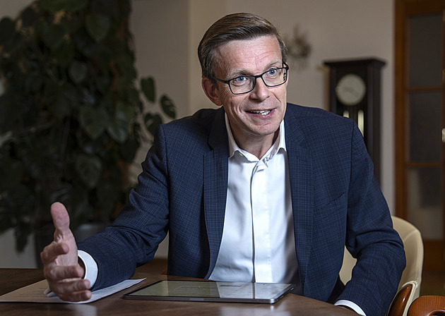 Absurdní a hranatě nehorázné, reaguje Kupka na Turkův plán žalovat prezidenta