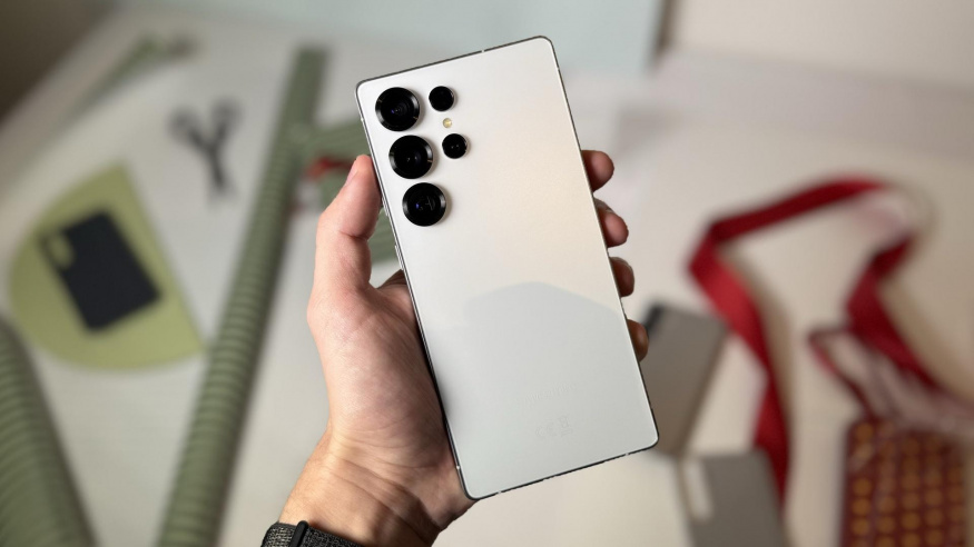 Samsung očekává nejvyšší tržby i zisk v historii. Zároveň varuje před zdražováním smartphonů