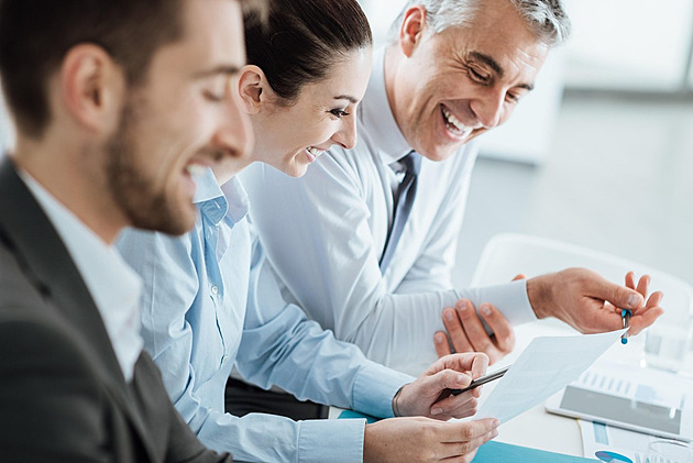 Dva šéfové místo jednoho. Firmy zkoušejí méně tradiční model řízení