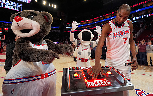 Idole, ustup! Durant předstihl Nowitzkého, v NBA je šestým nejlepším střelcem