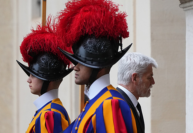 Papež přijal prezidenta Pavla. Mají řešit válku na Ukrajině i zneužívání v církvi