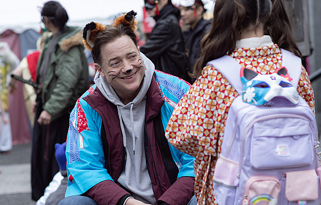 RECENZE: Zahraje ženicha, pozůstalého i tátu. Proč Rodina k pronájmu letí