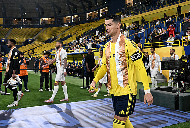 Už žádné potíže v ráji? Ronaldo otočil: Jsem šťastný, do Saúdské Arábie patřím