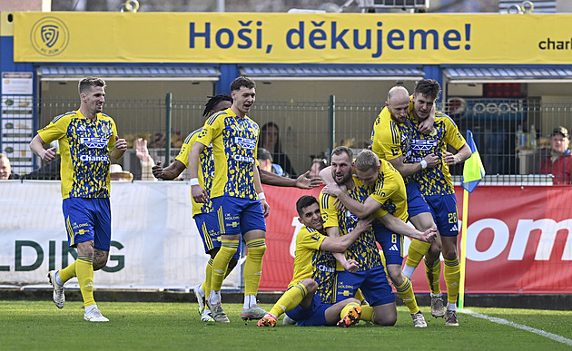 ONLINE: Zlín - Plzeň 1:0, domácí rychle šokují favorita, trefuje se Poznar