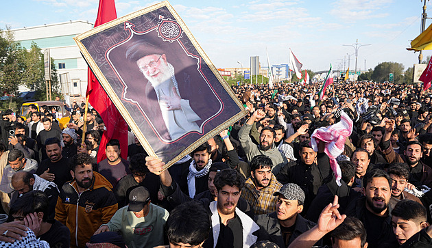 Režim skončí, ale bojím se, že při odchodu spálí zemi na popel, říká Íránka z Česka