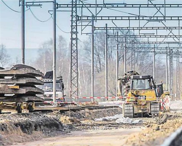 Vícepráce jako standard? Správa železnic stopla uzavírání dodatků