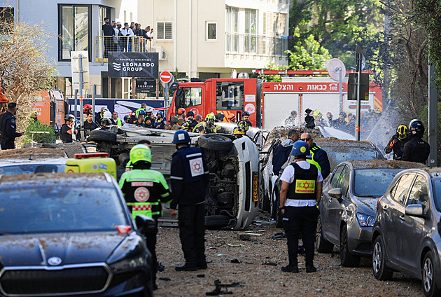 Izrael útočil v Bejrútu, Írán v Haifě a Tel Avivu. V akci údajně byla i kazetová munice
