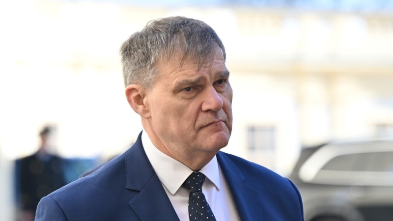 Česko a Slovensko se mentálně vzdalují, říká velvyslanec v Bratislavě. Krajanů podle něj ubývá