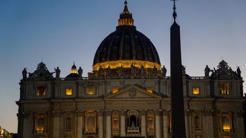 Stopka pro smlouvu s Vatikánem: Kvůli zpovědnímu tajemství a archivům ji odmítl Ústavní soud