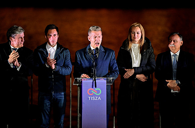 Maďarsko má po týdnu od voleb sečteno. Magyar si ještě polepšil, má 141 křesel