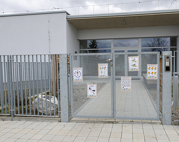 Hrozbu uzavření školky ministerstvo zvrátilo, teď ve vzduchu visí další problém