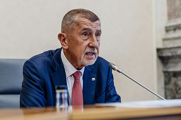 „Ujasníme si to.“ Pavel a Babiš se sejdou 8. května kvůli účasti na summitu NATO