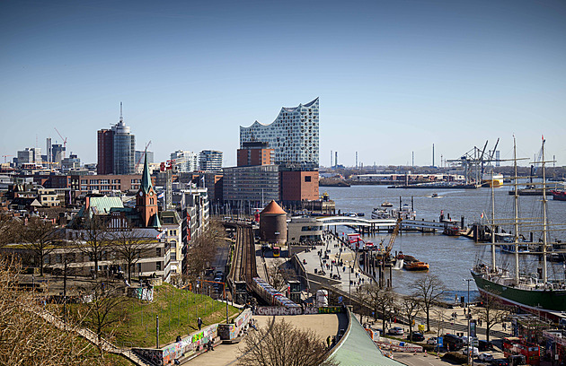 Metropole, která voní mořem. Erotické kluby v Hamburku učarovaly i „Broukům“