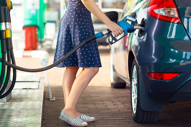 Benzin i nafta na víkend zdraží. A růst cen není u konce, varují analytici