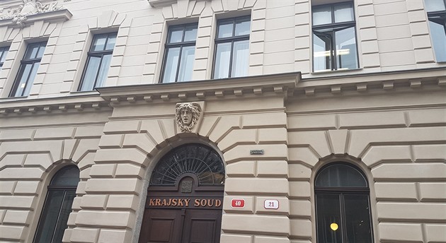 Po návratu z vězení opět zaútočil na partnerku, soud mu vyměřil 6,5 roku