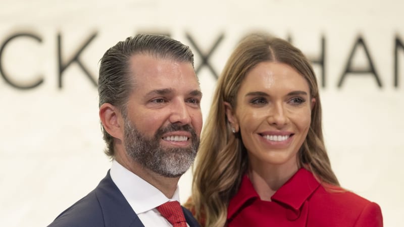 Trump nedorazil na svatbu nejstaršího syna. Není to dobré načasování, řekl
