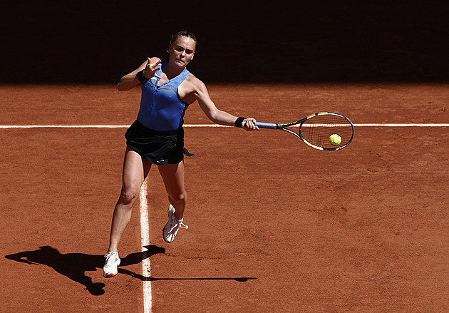 Roland Garros ONLINE: Bouzková dominuje ve druhém kole, Bejlek podlehla hvězdě