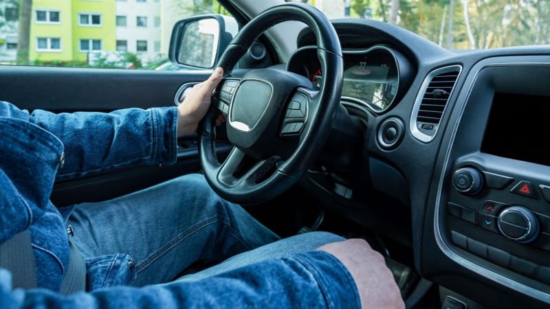 Opilý otec posadil v Německu za volant 11letého syna. Chtěl, aby ho odvezl pro další pivo