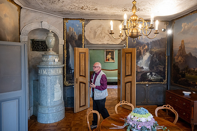 Cestovatelské fresky, pošta jako symbol. Vávrův mlýn skrývá výtvarné poklady
