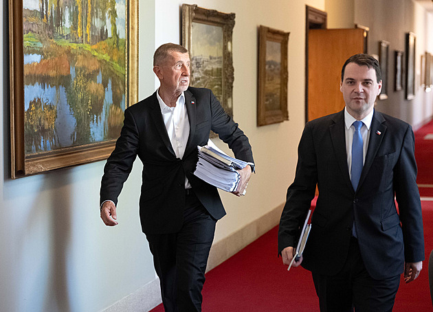 Elegantní řešení. Soud musel rozhodnout bez odkladu, říká Jirsa ke sporu o summit