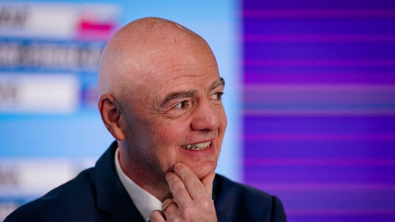 FIFA zařadila zpátečku, lekla se bojkotu. Náš plán rušíme, vyvolal kontroverze, říká Infantino