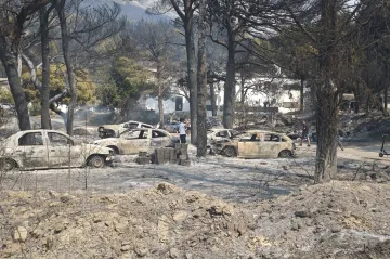 V Chorvatsku počítají škody po požáru u Omiše, evakuováno tam bylo 300 Čechů