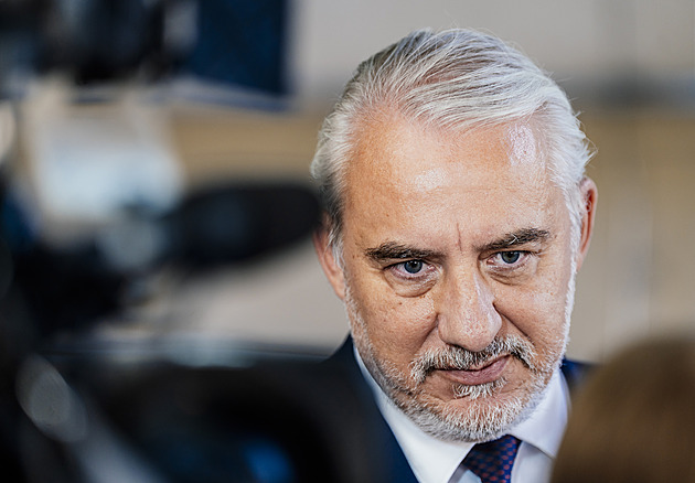 Tripartita souhlasila s růstem minimální mzdy, stoupne o více než dva tisíce